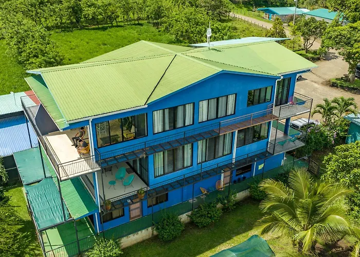Hotel Tinajas Arenal Lakefront 3*