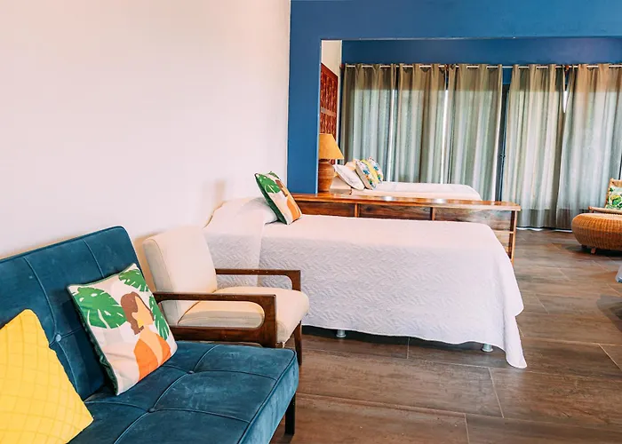 Tinajas Arenal Lakefront 3*