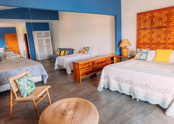 Hotel Tinajas Arenal Lakefront 3*